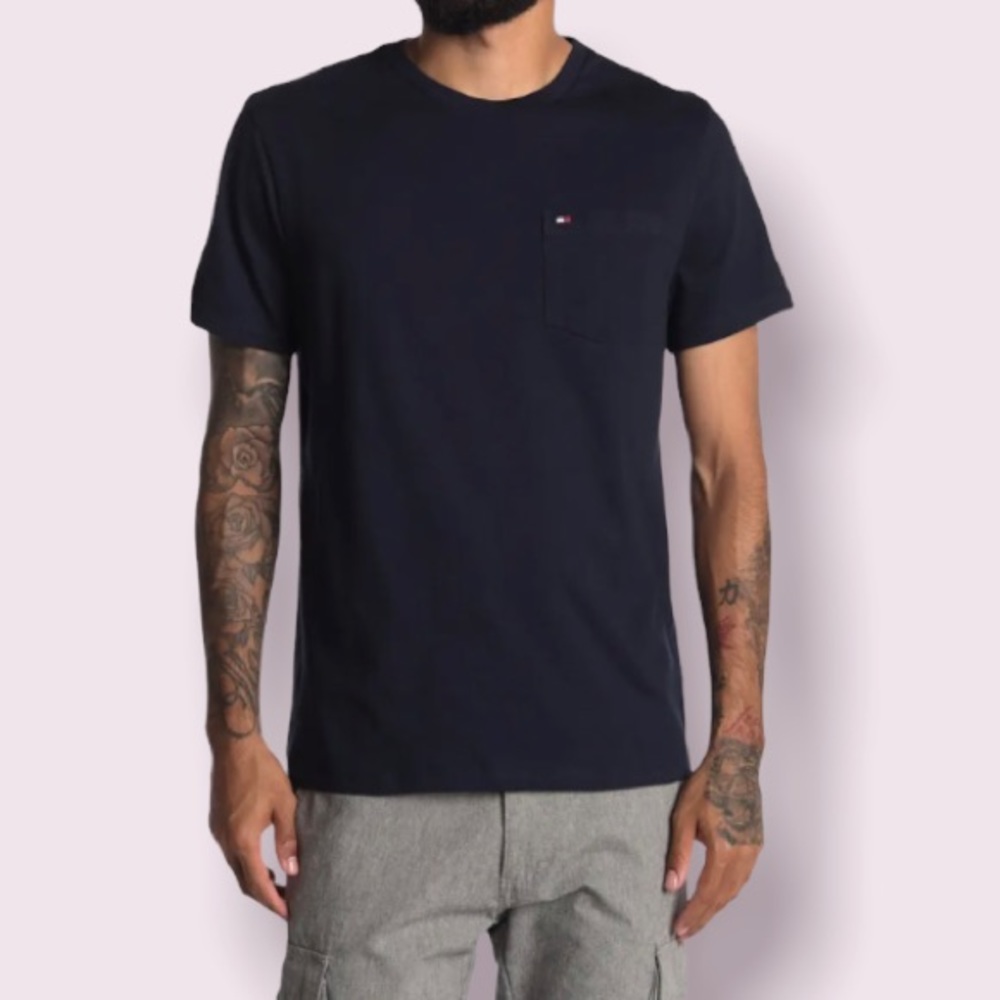 Tommy Hilfiger Nor Crew Neck Pocket T-Shirt in Sky Captain (Navy)